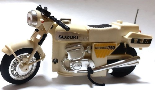 Suzuki 750 moto bandai - moto, mini
